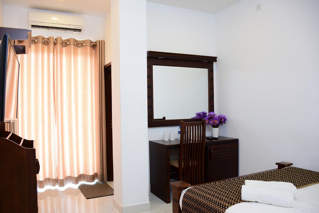 Hotel Bamiyan Kandy Exterior photo